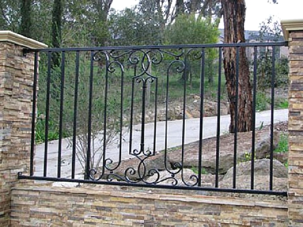 Pagar Besi Dengan Batu Alam Terbaru