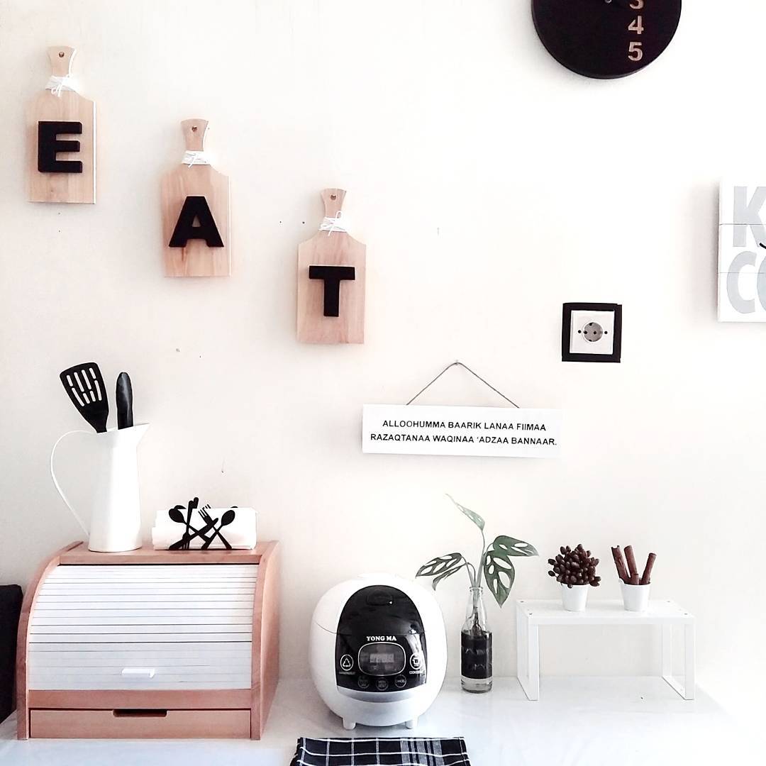 Desain Aksesoris Dapur Minimalis Rak Dapur Minimalis