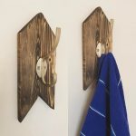 Gantungan Handuk Kamar Mandi Dari Kayu