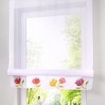 Model Gorden Jendela Kecil