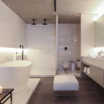 Model Kamar Mandi Hotel