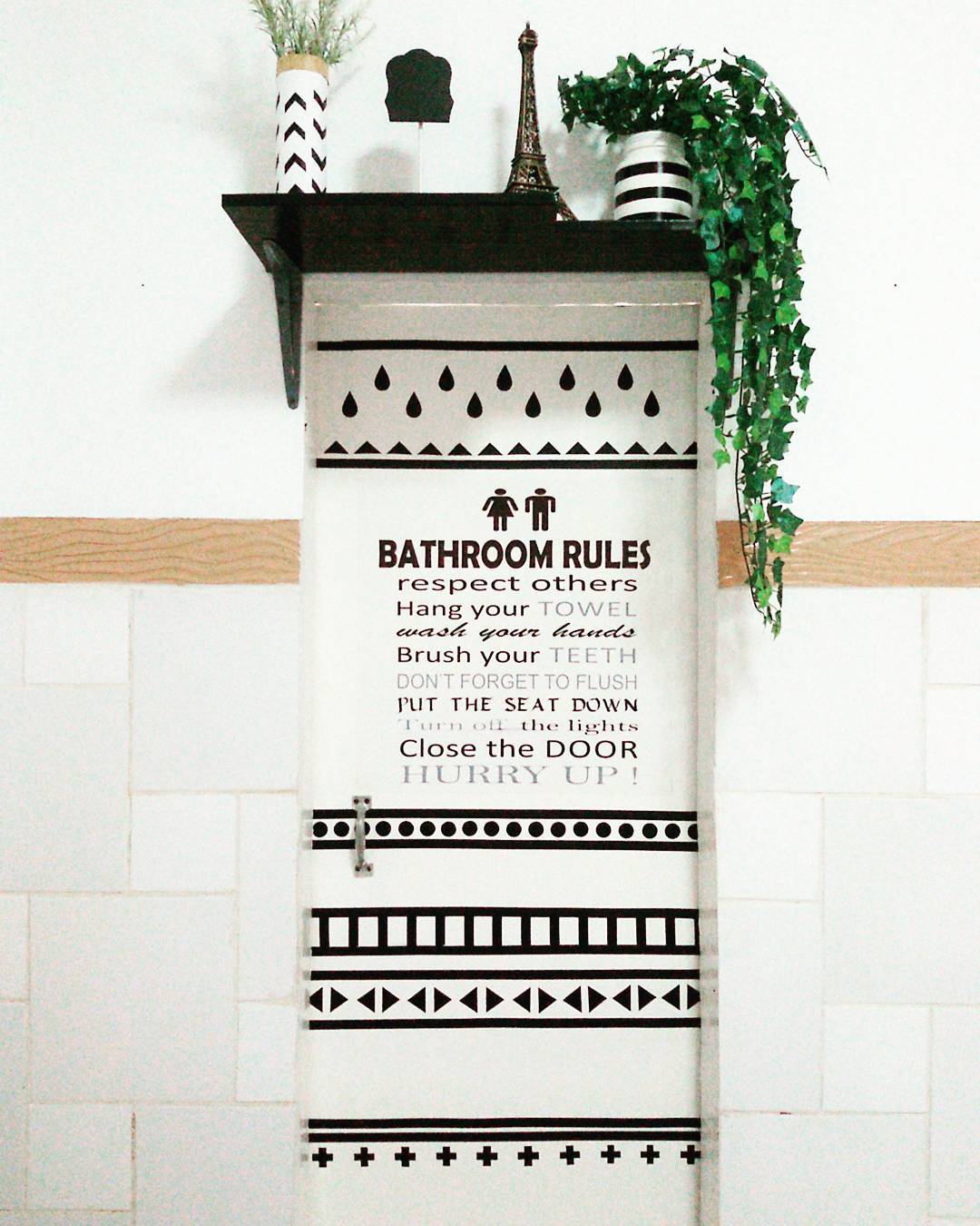 Dekorasi Pintu Kamar Mandi Yang Keren Banget Lagi Ngetrend