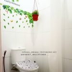 Wallpaper Dinding Kamar Mandi Kreatif