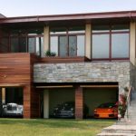 Desain Garasi Mobil Rumah Mewah