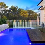 Desain Kolam Renang Minimalis Belakang Rumah