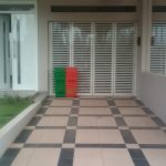 Keramik Garasi Mobil