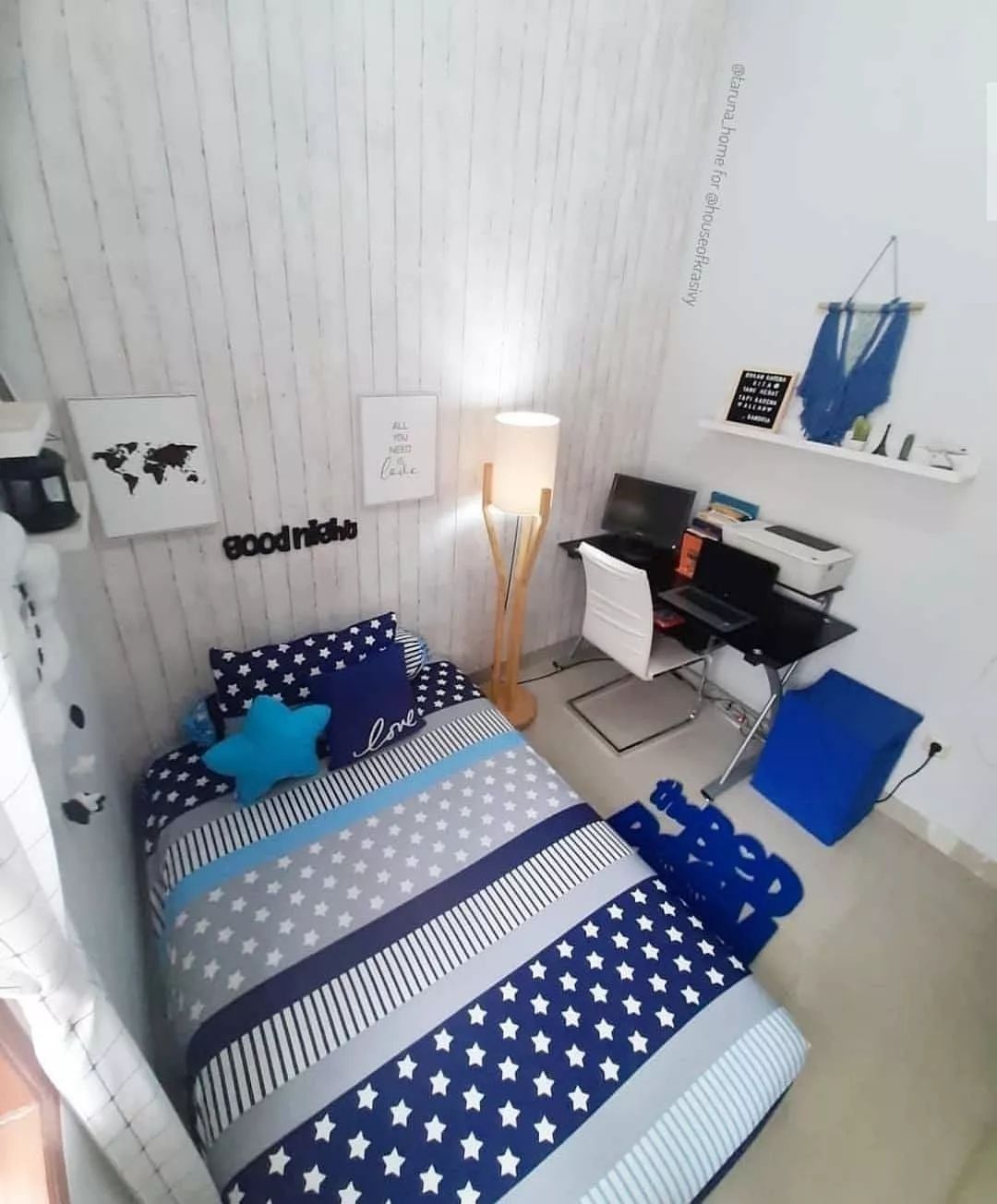 kamar anak cowok dengan kasur ukuran 120x200 elegan